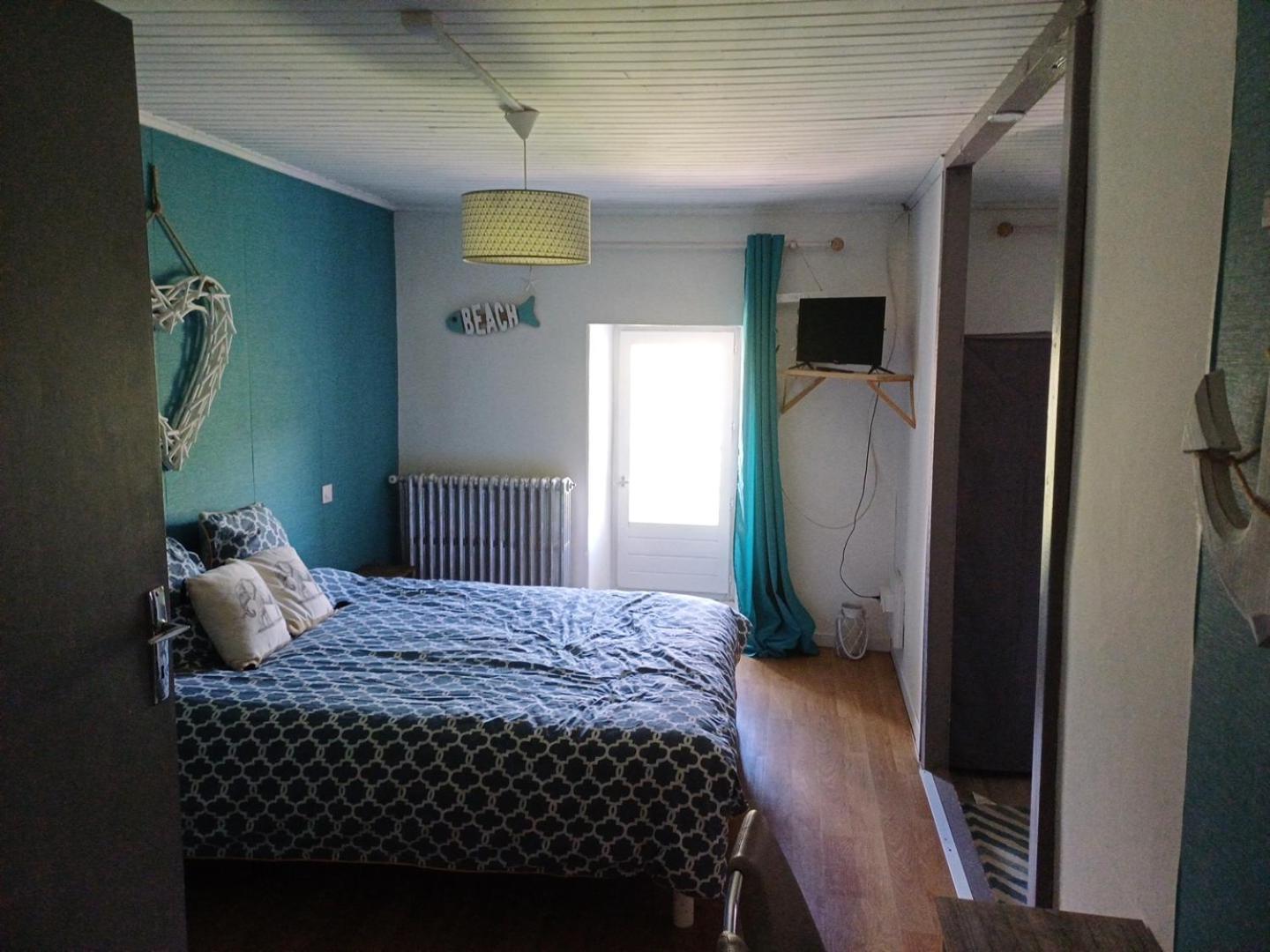 Auberge Des Platanes Villevocance Kültér fotó